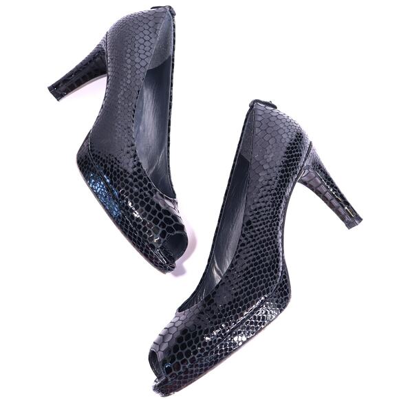 STUART WEITZMAN Embossed Reptile Peep Toe Pumps Patent Leather Women's 10.5M - Picture 1 of 8